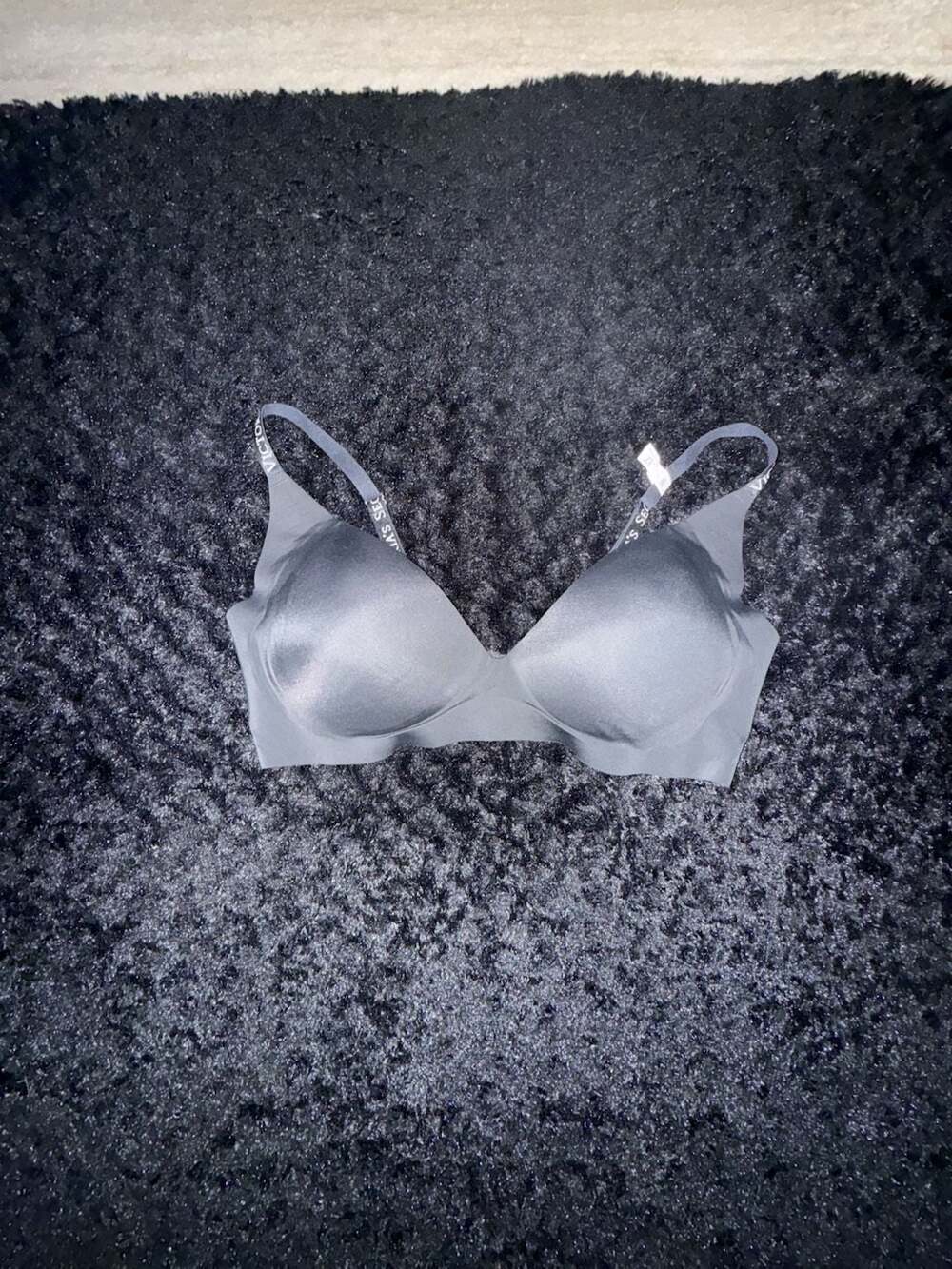 Victoria's Secret Lightly Lined Bra Size XL Black Logo Strap